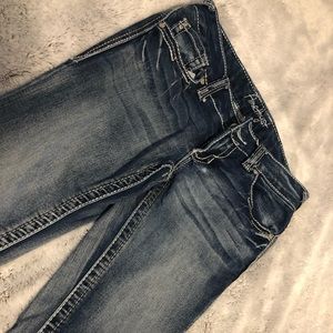 Super cute jeans.